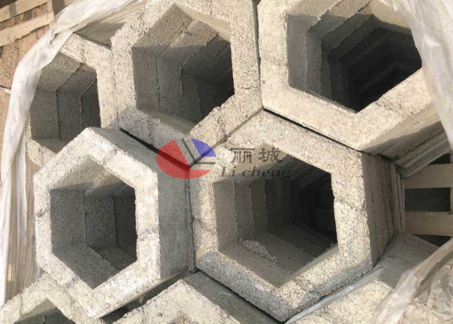 影響護坡六角模具預(yù)制件護坡過程中穩(wěn)定性的幾個方面